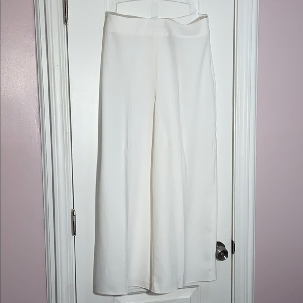 NEW Zara Wide Legged Pants, white/off-white color